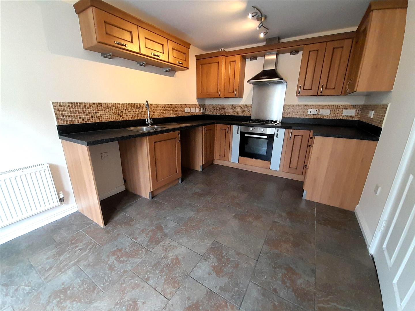 Porth Y Gar, Llanelli, SA14 9TJ